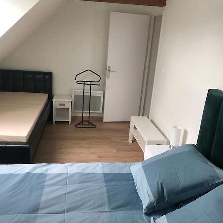 Residence Merlin Appart Des Druides Saint-Malon-sur-Mel Luaran gambar